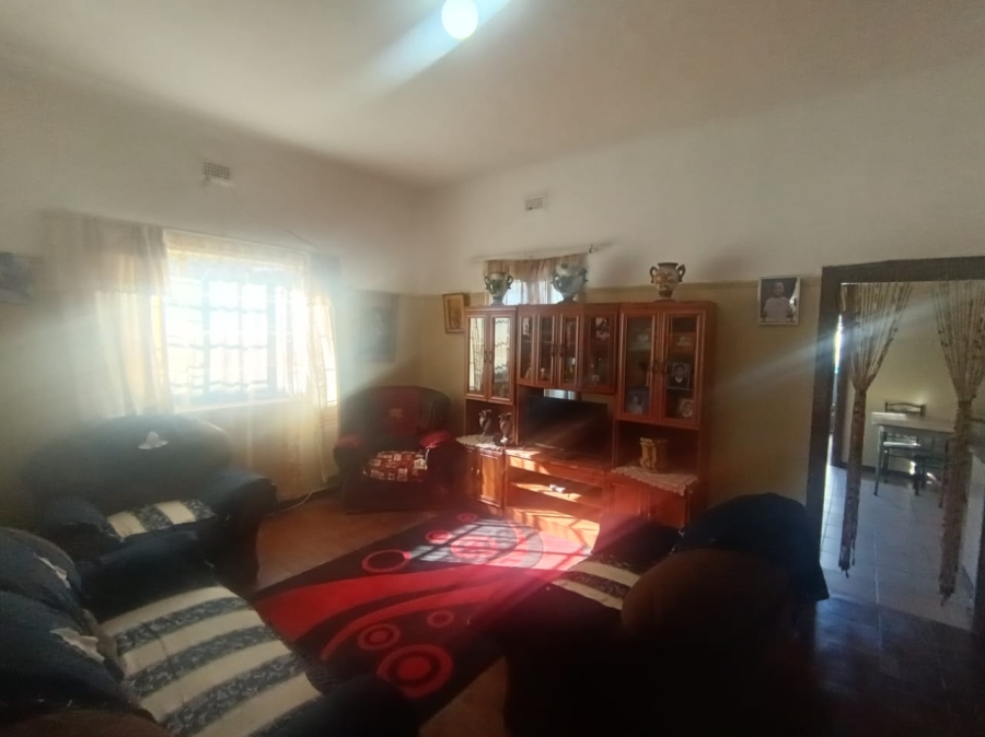 2 Bedroom Property for Sale in De Beers Northern Cape